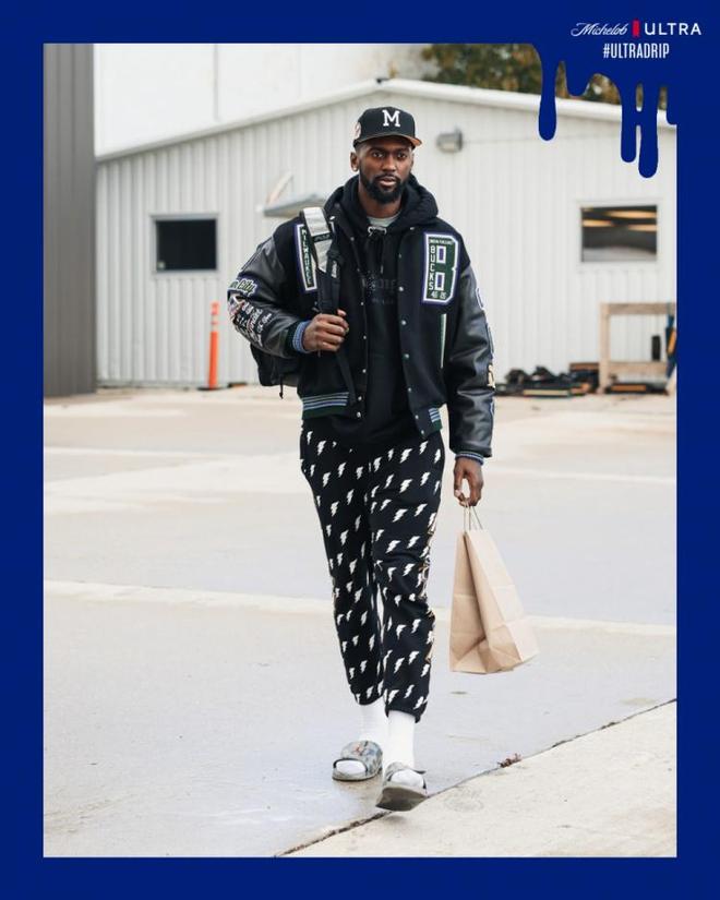 中超冠军数排行：海港4次夺冠并列第二，广州恒大8冠遥遥领先（中超夺冠次数榜：广州恒大8冠领跑，海港4冠并列第二）