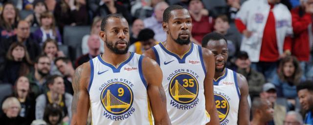 皇马紧急磋商阿隆索去留，齐达内克洛普成新帅候选（皇马紧急讨论阿隆索去留，齐达内与克洛普进入新帅候选名单）