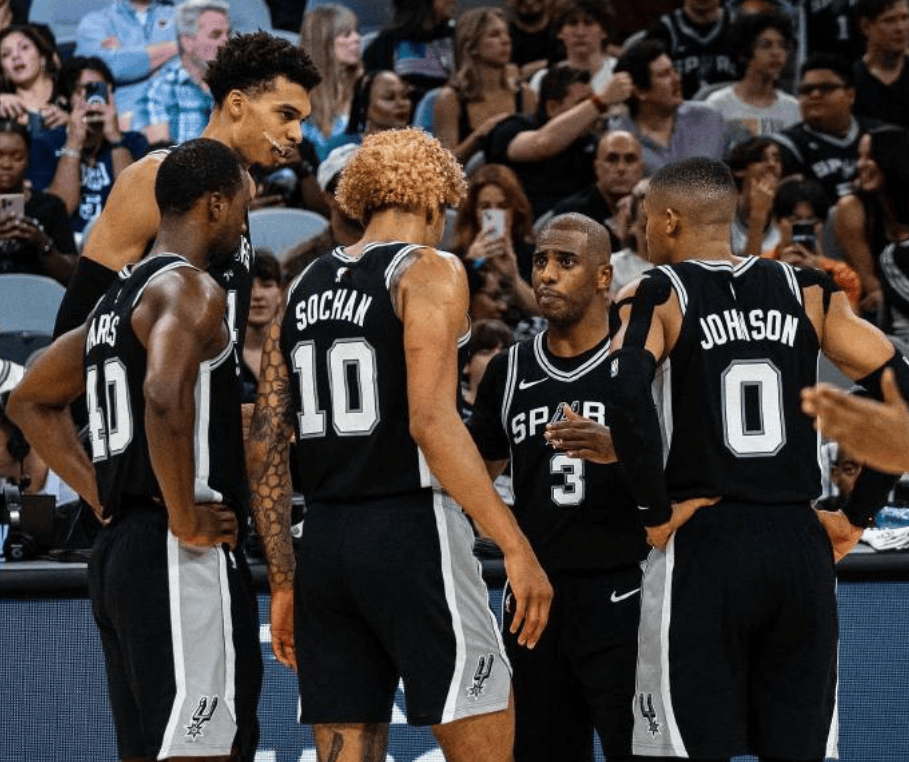 老师请假啦？原来他去……（老师没来上课？其实是去……）