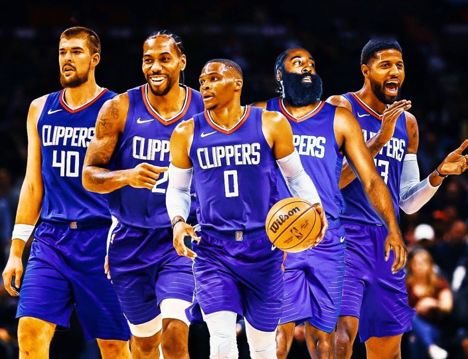 哈兰德自英超首秀以来13次中框，同期仅次于努涅斯和B费（哈兰德英超至今13次击中门框，仅逊努涅斯与B费）