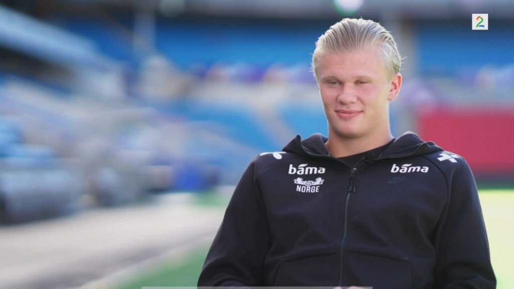 布朗本赛季第13次砍下30+，上赛季含季后赛仅10次（布朗本季30+已达13场，上季含季后赛才10场）