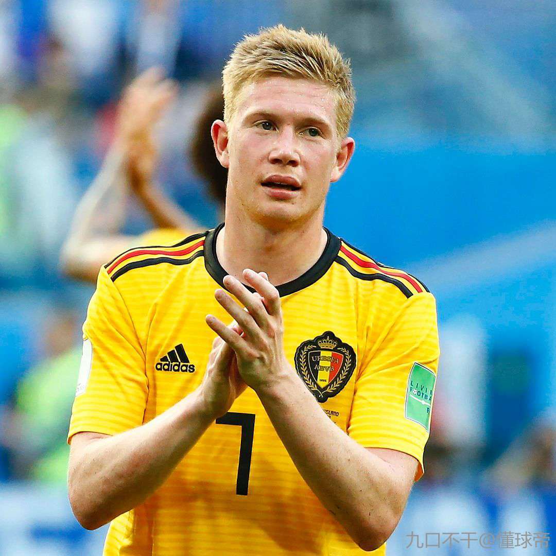 范德萨观战曼联4-1狼队，获官方俏皮回应（范德萨现身见证曼联4-1狼队，官方幽默回应）