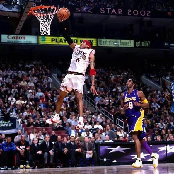 名宿：不是所有国米球迷都为劳塔罗疯狂，但他的态度令人惊叹（名宿：劳塔罗未获所有国米球迷青睐，但其态度令人称道）