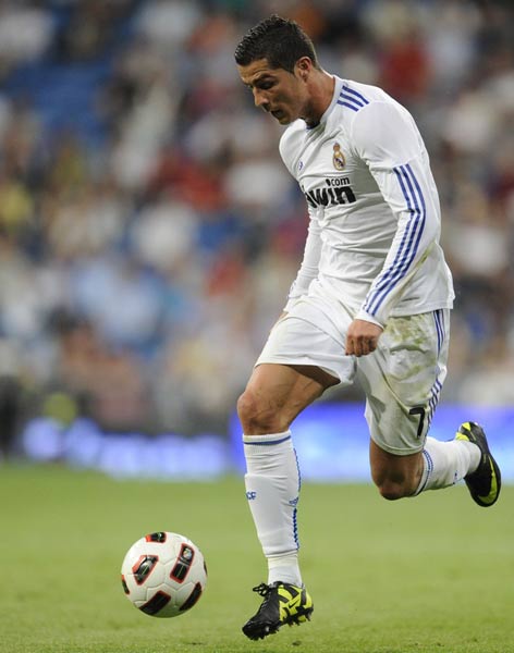 火力凶猛！本赛季欧冠拜仁进球并列最多，击中门框次数最多（火力全开！拜仁本季欧冠进球并列第一，中框次数居首）