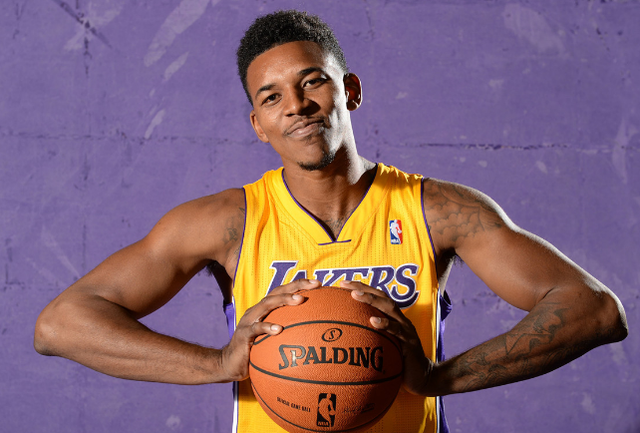 意媒：尤文想签下一名组织型中场，正关注埃尔切的门多萨（意媒称尤文盯上埃尔切中场门多萨，欲补强组织型中场）