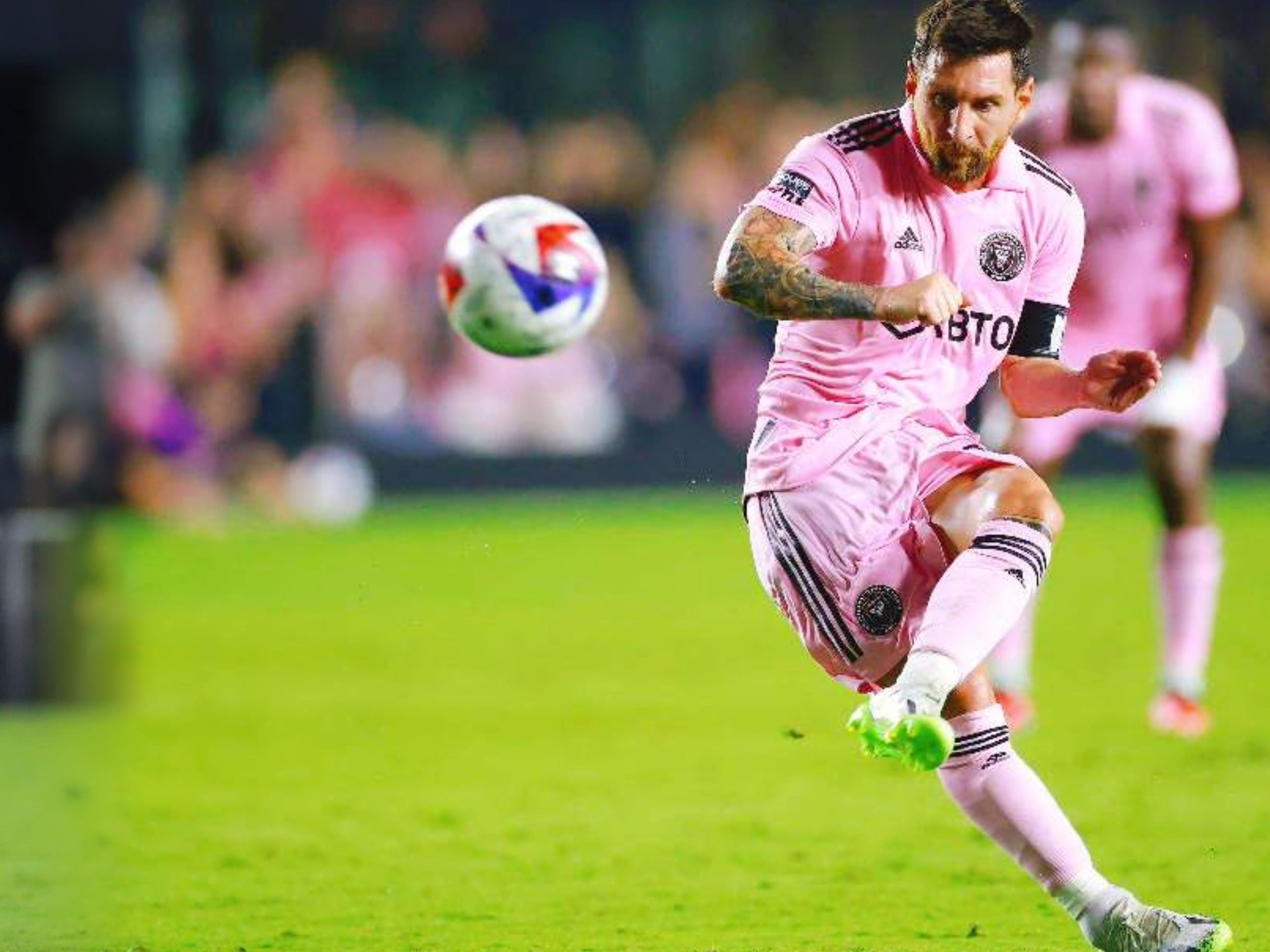 穆勒：下赛季我还会在温哥华白浪，我对这里非常满意（穆勒确认留队：下赛季继续效力温哥华白浪，我在这里很满意）